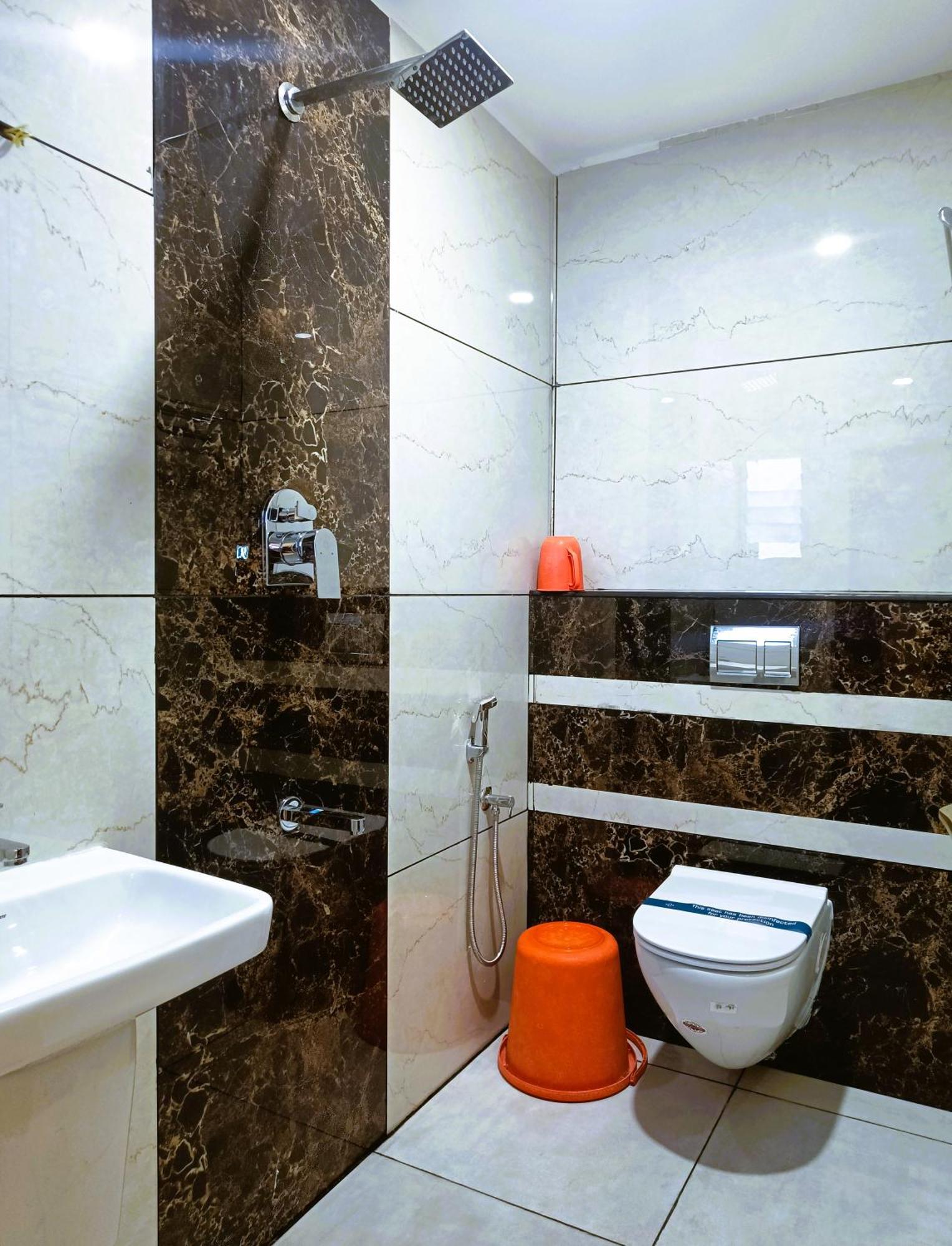 Hotel Jeyam Канниякумари Экстерьер фото